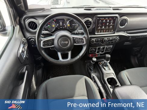 Used 2021 Jeep Wrangler Unlimited Rubicon 4xe w/ Cold Weather Group AWD/4WD image 9
