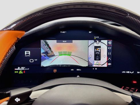 Used 2025 Ferrari 12Cilindri RWD image 19