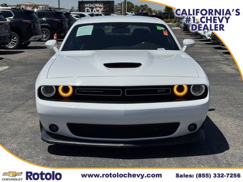 Used 2022 Dodge Challenger GT RWD image 2