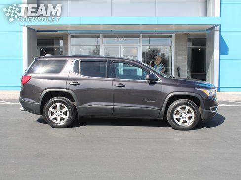Used 2019 GMC Acadia SLE image 3