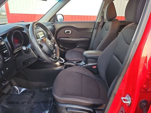 Used 2019 Kia Soul FWD image 21
