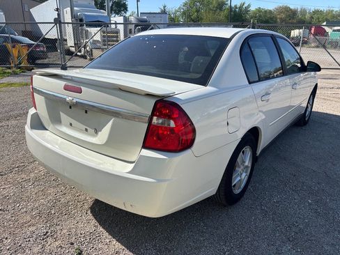 Used 2005 Chevrolet Malibu LS w/ Preferred Equipment Group image 6