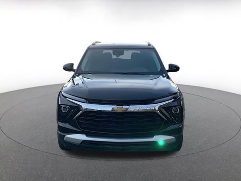 Used 2025 Chevrolet TrailBlazer LT image 4