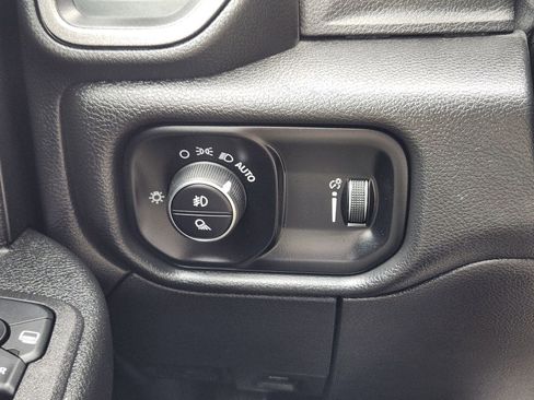 Used 2025 RAM 2500 Tradesman image 24