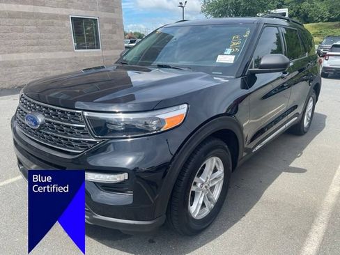 Certified 2023 Ford Explorer XLT w/ Equipment Group 202A RWD image 1