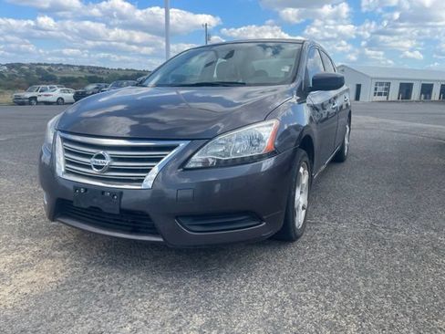 Used 2013 Nissan Sentra S FWD image 2
