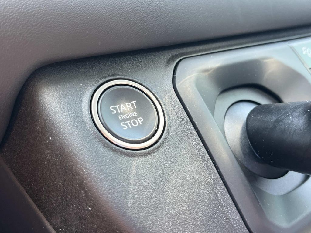 Used 2025 Land Rover Defender 110 S AWD/4WD image 40