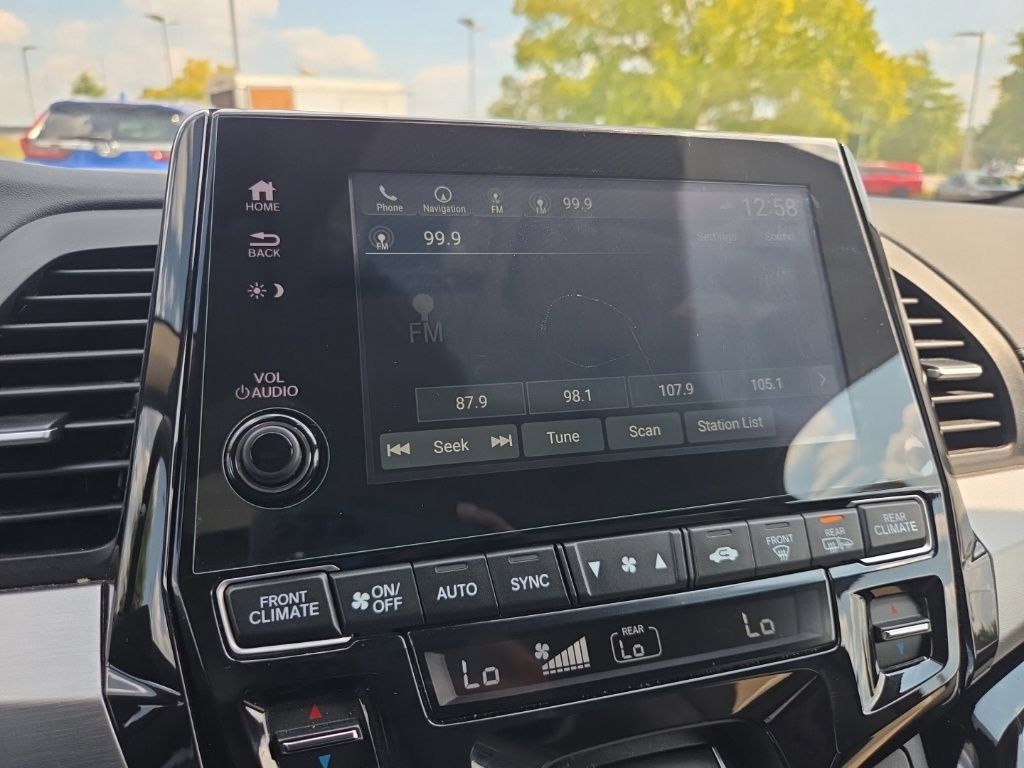 Used 2024 Honda Odyssey Touring image 43