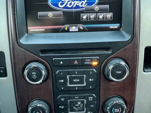 Used 2013 Ford F150 King Ranch w/ King Ranch Luxury Pkg image 16