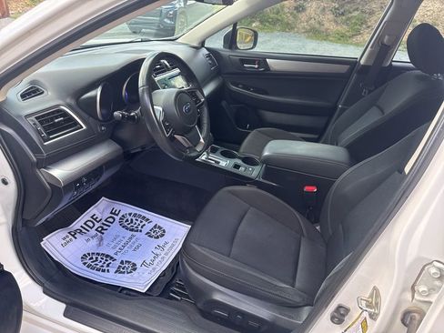 Used 2018 Subaru Legacy 2.5i Premium AWD/4WD image 18