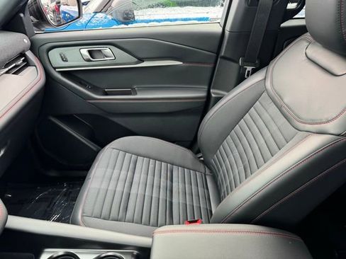 New 2026 Ford Explorer ST-Line w/ ST-Line Street Pack image 23