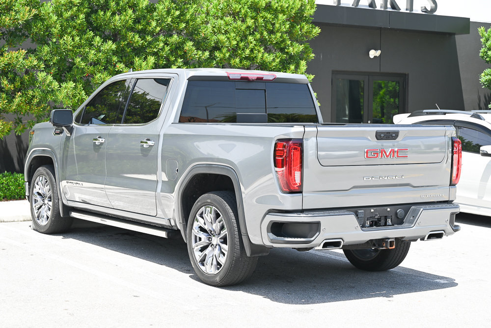Used 2023 GMC Sierra 1500 Denali w/ Denali Reserve Package AWD/4WD image 6