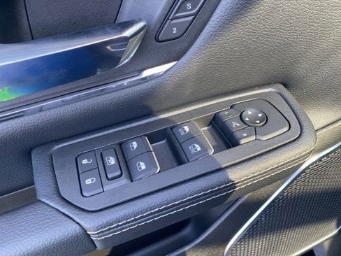 New 2026 RAM 1500 Laramie w/ Night Edition AWD/4WD image 13