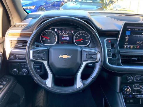 Used 2021 Chevrolet Tahoe Premier w/ Premium Package image 7