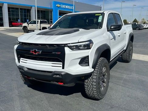 New 2026 Chevrolet Colorado ZR2 w/ Technology Package image 30