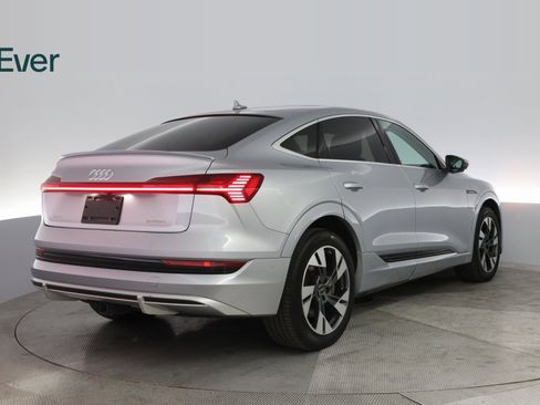 Used 2022 Audi e-tron Premium Plus image 12