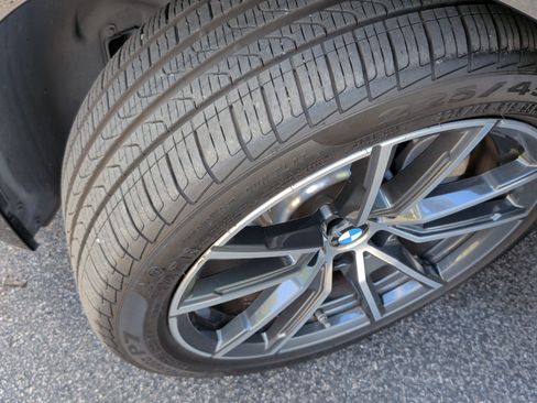 Used 2020 BMW 330i Sedan w/ Convenience Package RWD image 12
