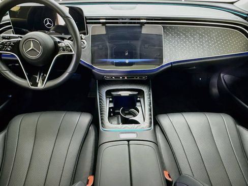 Used 2024 Mercedes-Benz E 350 4MATIC Sedan image 13