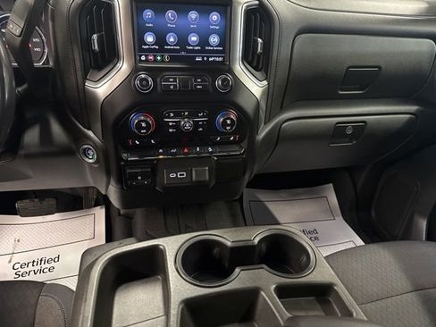 Used 2019 Chevrolet Silverado 1500 RST image 18