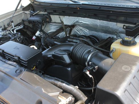 Used 2012 Ford F150 XLT w/ XTR Pkg image 51