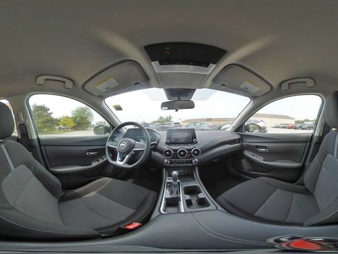 Used 2025 Nissan Sentra SV FWD image 40