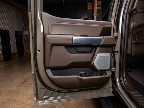 Used 2026 Ford F250 King Ranch w/ Chrome Package image 38