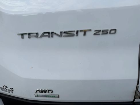 Used 2020 Ford Transit 250 Low Roof AWD image 34