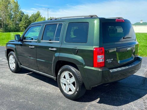 Used 2010 Jeep Patriot Sport w/ Tire & Wheel Group AWD/4WD image 6