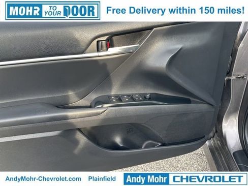 Used 2018 Toyota Camry LE image 13