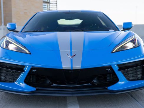 Used 2020 Chevrolet Corvette Stingray Premium Cpe w/ 3LT Preferred Equipment Group image 8