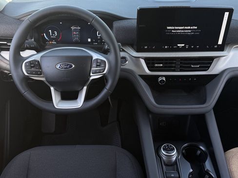 New 2026 Ford Explorer Active image 11