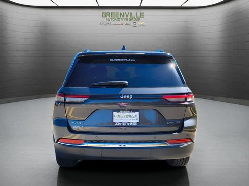 Used 2022 Jeep Grand Cherokee Limited image 7