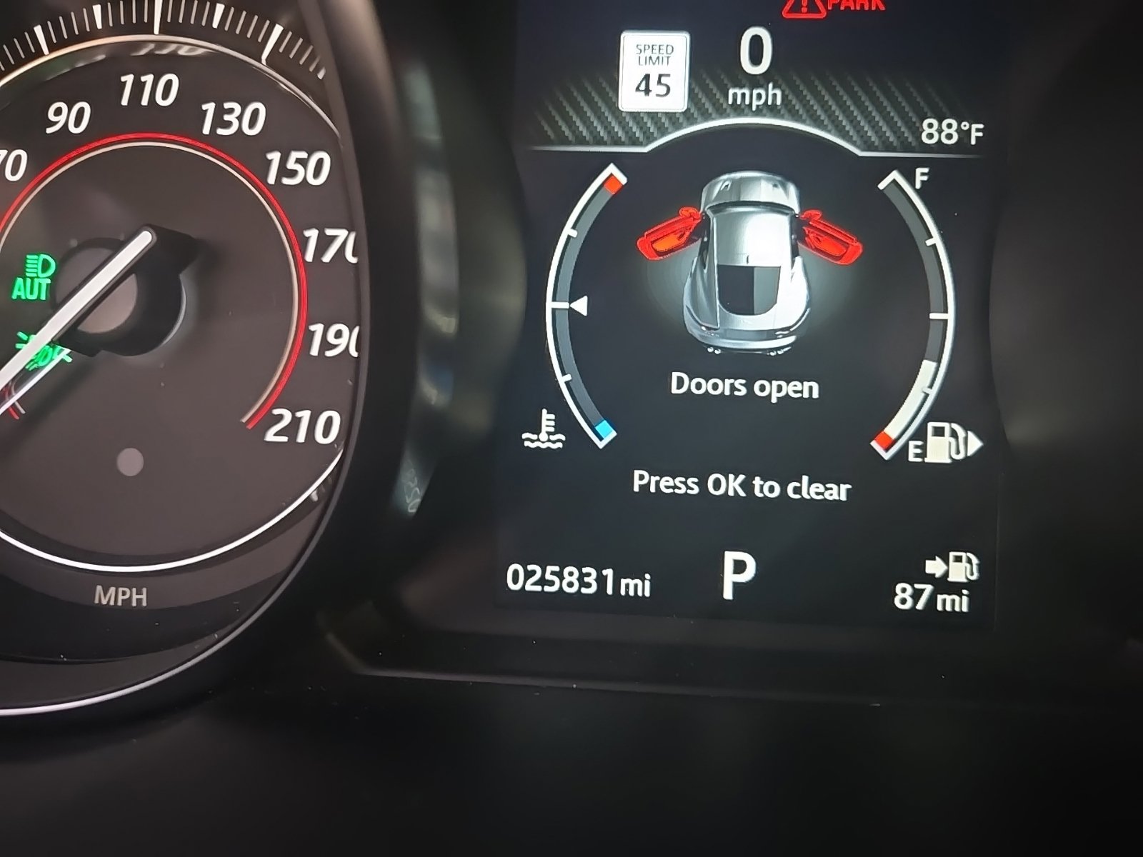 Used 2019 Jaguar F-TYPE R AWD/4WD image 24
