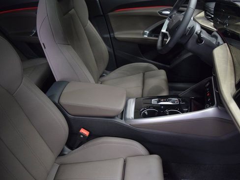 New 2025 Audi Q5 Prestige image 7