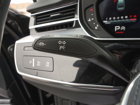 Used 2023 Audi S8 w/ S8 Comfort Plus Package AWD/4WD image 20