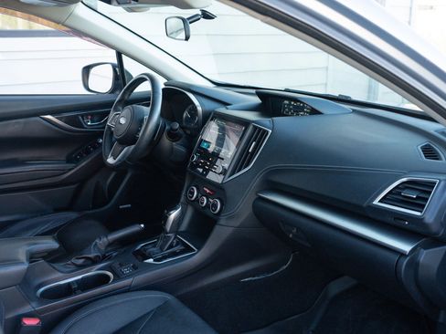 Used 2017 Subaru Impreza 2.0i Limited image 21