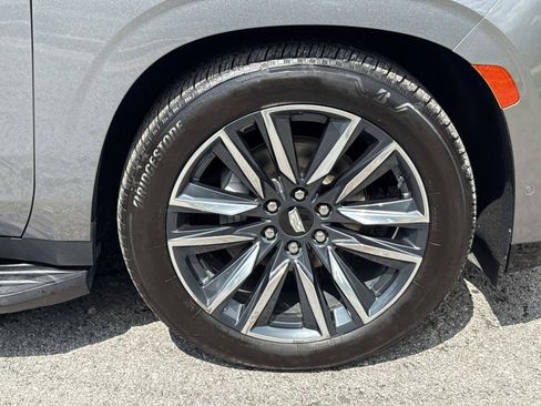 Used 2021 Cadillac Escalade Sport w/ Driver Assist Tech Package AWD/4WD image 10