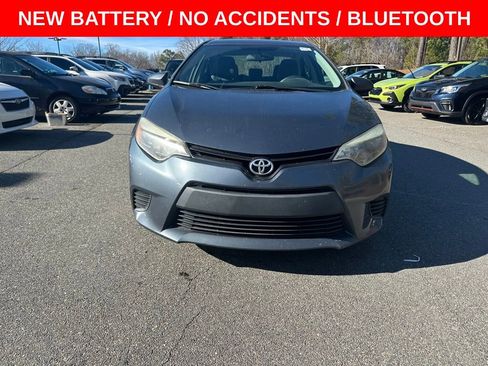 Used 2014 Toyota Corolla LE image 2