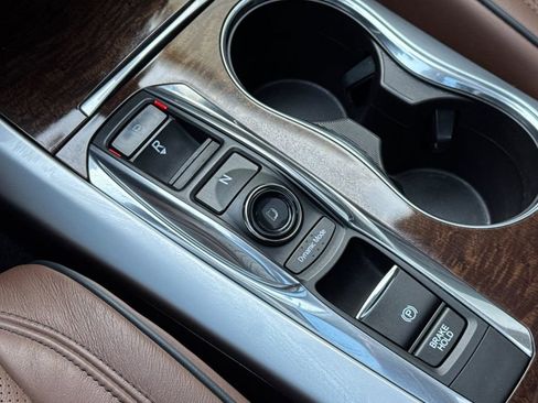 Certified 2018 Acura TLX 3.5L V6 image 26