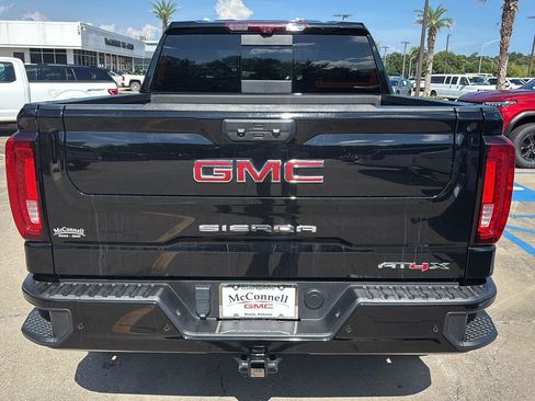 Used 2024 GMC Sierra 1500 AT4X image 6