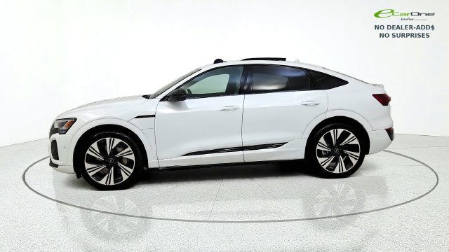 Used 2024 Audi Q8 e-tron Prestige AWD/4WD image 4