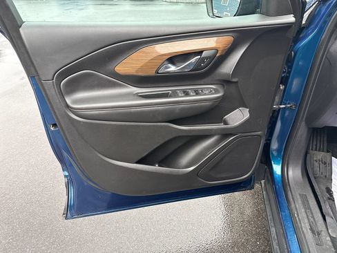 Used 2020 GMC Terrain SLE w/ Driver Convenience Package AWD/4WD image 22