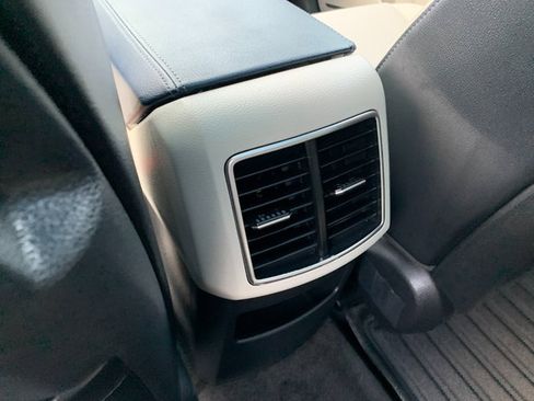 Used 2025 Kia Sportage EX w/ EX Premium Package AWD/4WD image 20