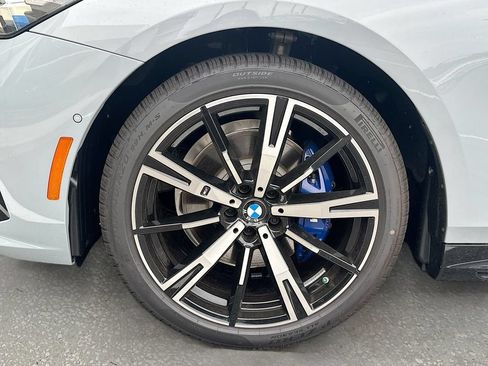 Used 2026 BMW 530i w/ M Sport Package RWD image 33