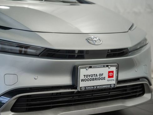 New 2026 Toyota Prius Plug-In Hybrid FWD image 11