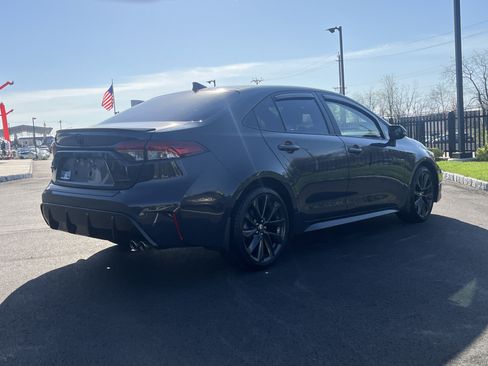 Used 2024 Toyota Corolla XSE image 3