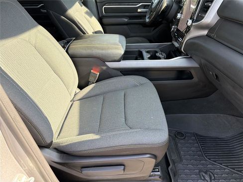 Used 2024 RAM 1500 Big Horn AWD/4WD image 11