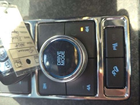 Used 2024 Ford Expedition Limited AWD/4WD image 23