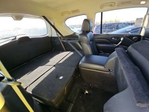Used 2024 INFINITI QX80 Luxe image 15
