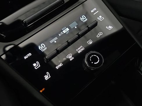 Certified 2026 Porsche Cayenne Turbo GT AWD/4WD image 19